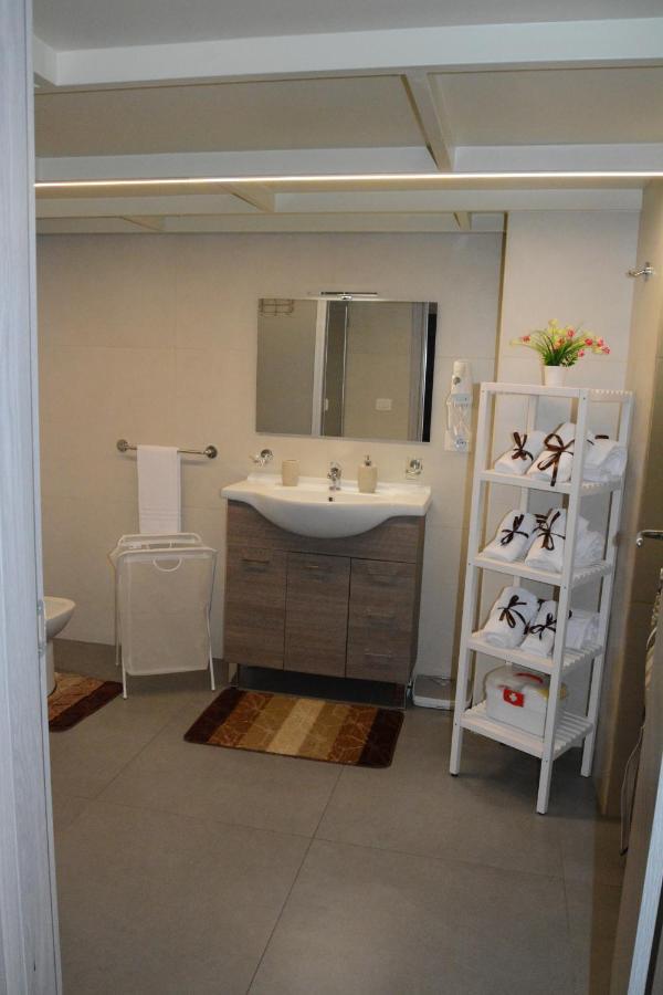 Aitho Apartment 45 卡塔尼亚 外观 照片